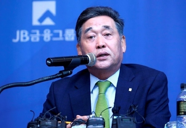 김기홍 JB금융그룹 회장.