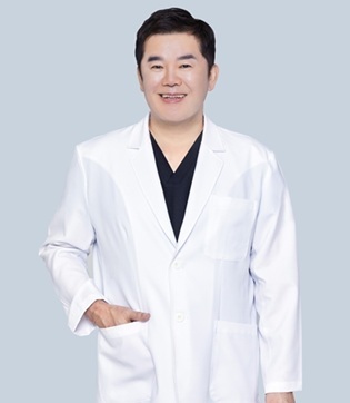 모모성형외과 서울점 김승준 대표원장
