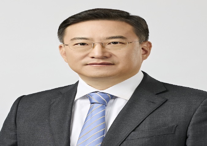 김남정 동원그룹 회장.