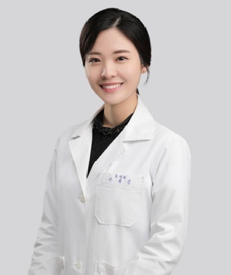 야탑 더공감치과 이윤진 교정원장