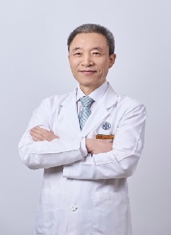 <신청춘한방병원 이구형 대표원장>