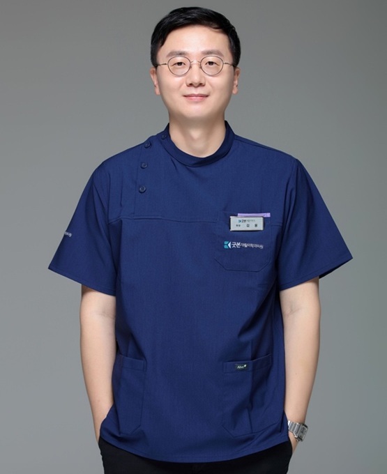분당정자굿본재활의학과 김용 대표원장