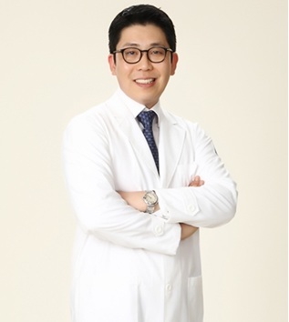 창원 휴한의원 이상욱 원장