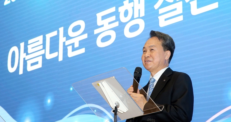 진옥동 신한금융그룹 회장.
