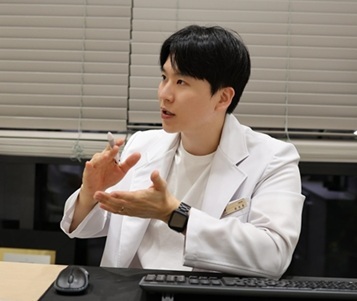 리프업의원 윤성훈 대표원장.