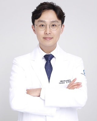 아산본재활의학과의원 안혜준 대표원장
