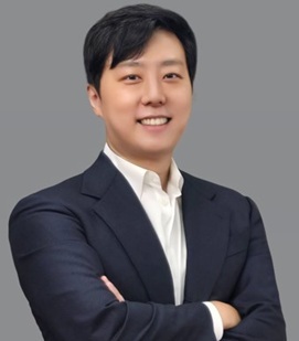 더성형외과 성기욱 원장