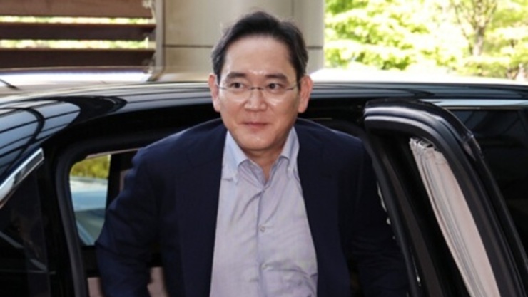 [취임 3년] 삼성전자 이재용 회장, 사법 족쇄 벗고 ‘뉴삼성’ 시동 걸었다