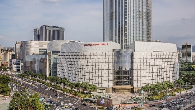 "롯데타운 대도약"…롯데백화점,잠실·명동 동반 쾌속질주 연매출 5조원 시대 활짝