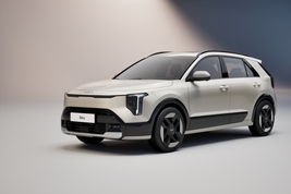 기아 ‘더 뉴 니로’ 공개…미래적 디자인으로 친환경 SUV 진화