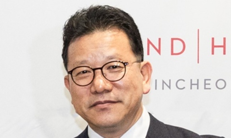 아시아나항공 송보영號, 작년 영업손실 3425억 ‘적자 전환’..."고환율·통합 비용 직격탄"