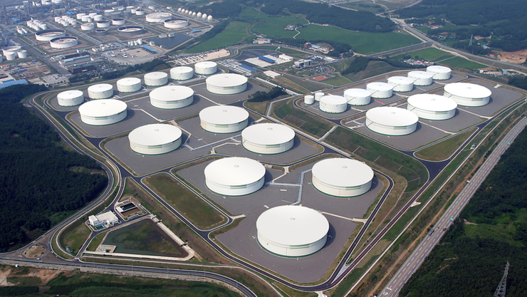 호르무즈 봉쇄 선언에 산업계 비상…정유·항공·해운 ‘전방위 대응’