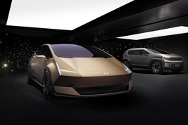 현대차, 아이오닉 앞세워 현지화 승부수 띄웠다…중국 전기차 시장 공략 재시동