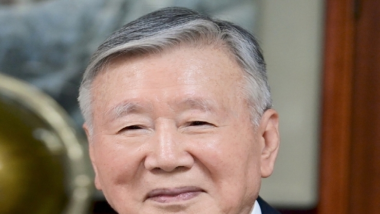 [CEO 워치] “보훈·출산·교육까지“…사회공헌 속도내는 이중근 부영 회장