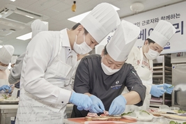 장애인의 날, 금융권 ‘포용 경쟁’…고용 넘어 자립으로 확장