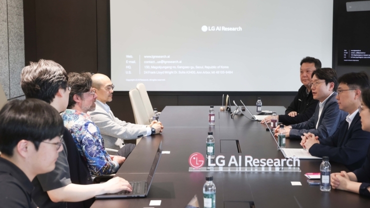 LG vs SKT, 엔비디아 놓고 속도전…‘소버린 AI’ 주도권 경쟁