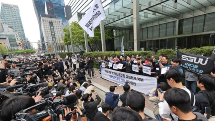 [이슈] 삼성전자 성과급 갈등 노사 넘어 소액주주까지 확산하나