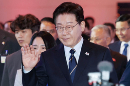 [뉴스 인 데이터] 이재명 대통령 지지율 67 유지…여야 격차 속 정치구도 ‘안정’