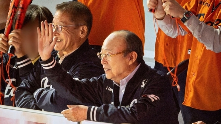 [CEO 워치] 롯데·포스코 넘어 재계 판도 바꾼 한화그룹 김승연