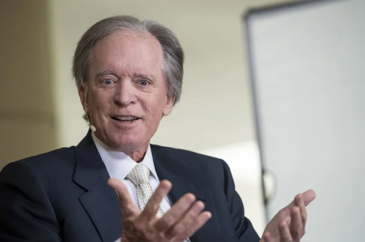 빌 그로스(Bill Gross)가 양정 긴축 중다과 금리 조기 인하를 촉구하고 나섰다. (사진=YahooFinance)
