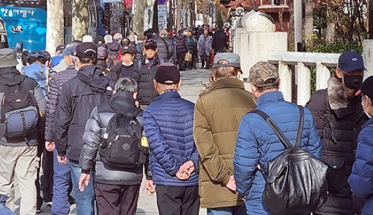영등포구가 취약계층의 고독사 예방을 위해 AI 안부 서비스를 출시한다고 밝혔다. (사진=연합뉴스)
